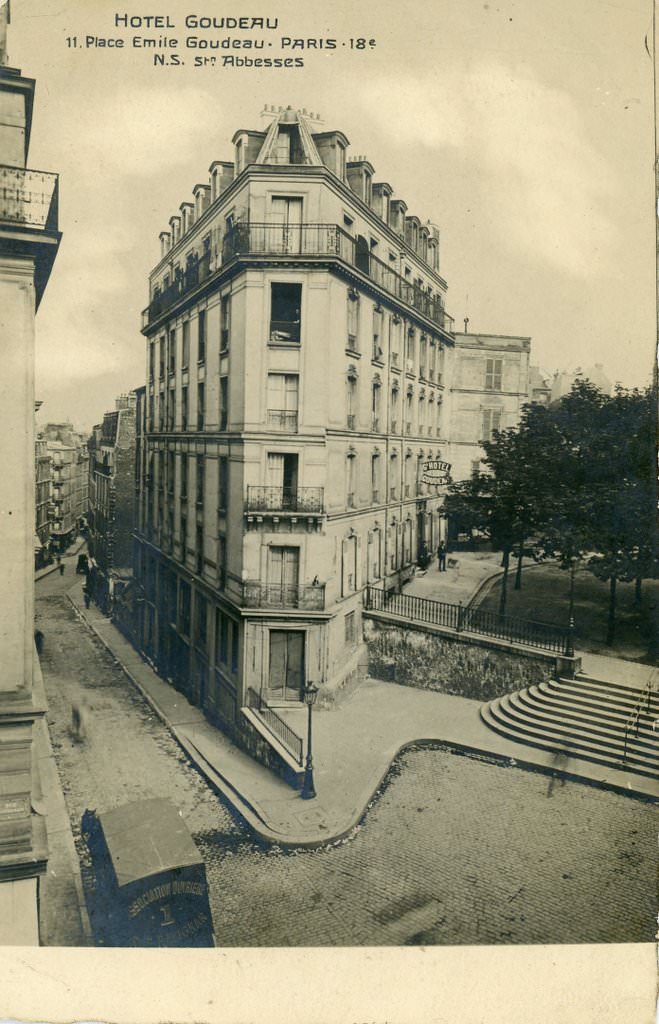 Hotel Goudeau Place-Emile-Goudeau.jpg