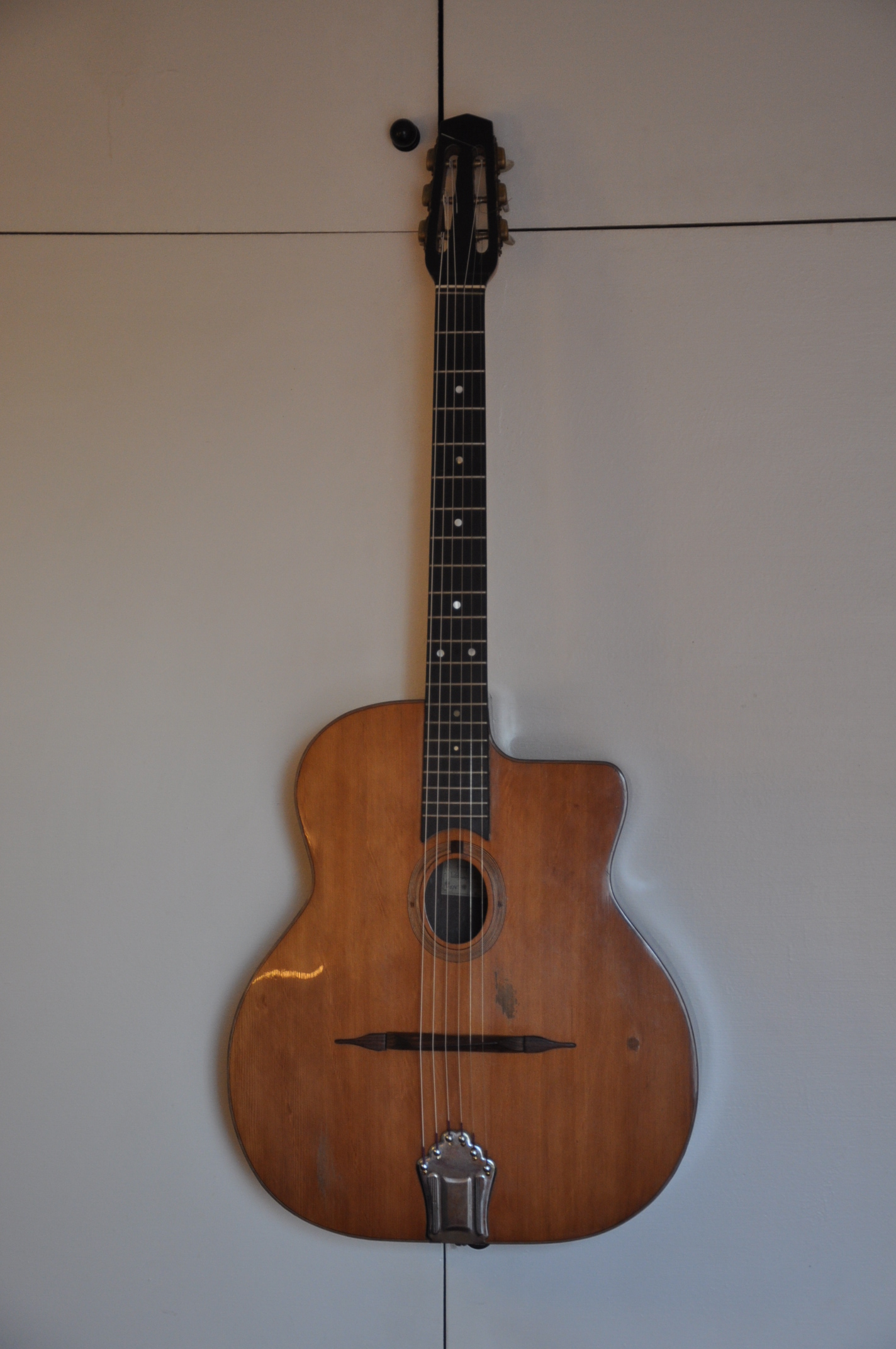 Guitarra favino 003.jpg